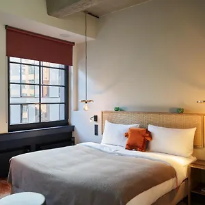Hood House 3*, Hamburg Germany